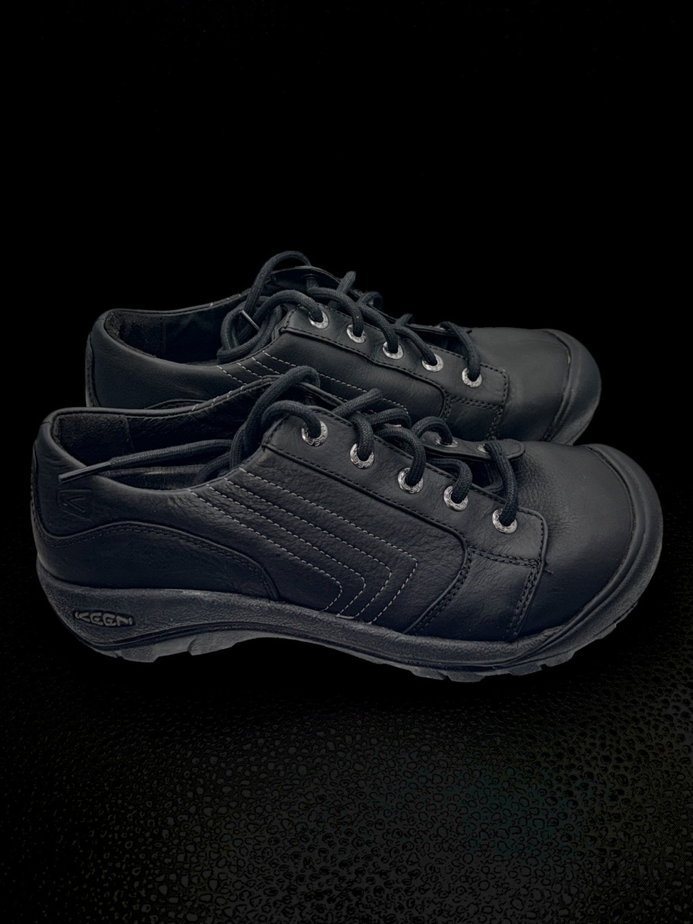 Keen Men's Black Low-Top Leather Sneakers